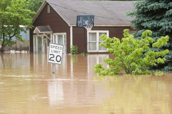 Storm Restoration Service in Fort Myers